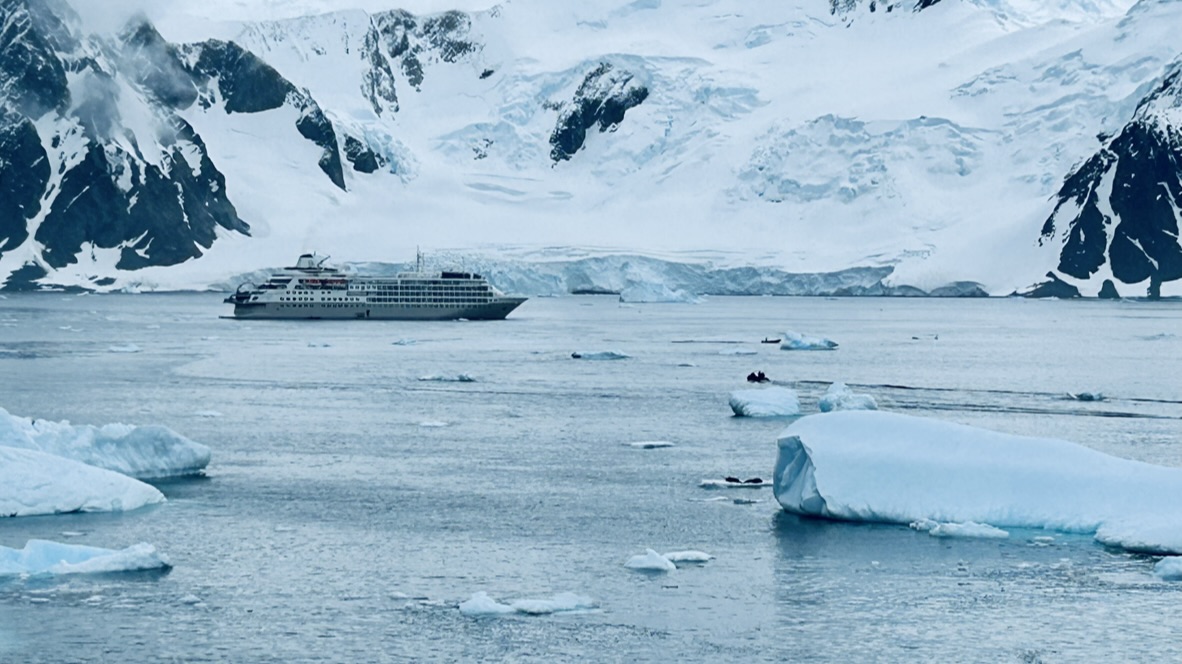 Antarctica — Lisa Metzger's travel story