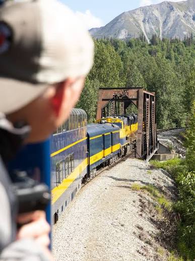 Mike Snider Ventures Deep into Alaska and the Yukon on an 8-Night Holland America Cruisetour